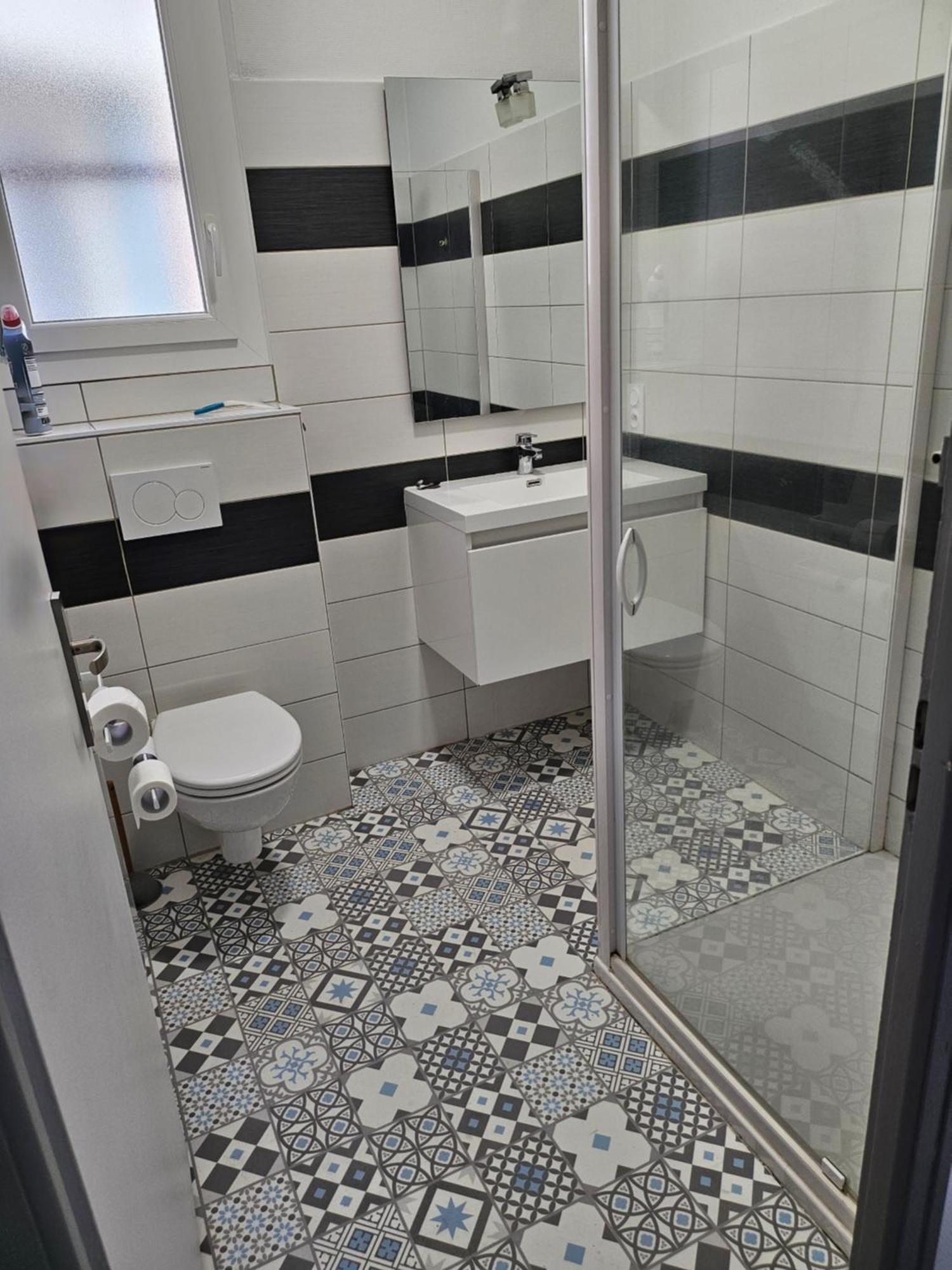 Appartement A Proximite De Toutes Commodites 里沃萨尔特 外观 照片